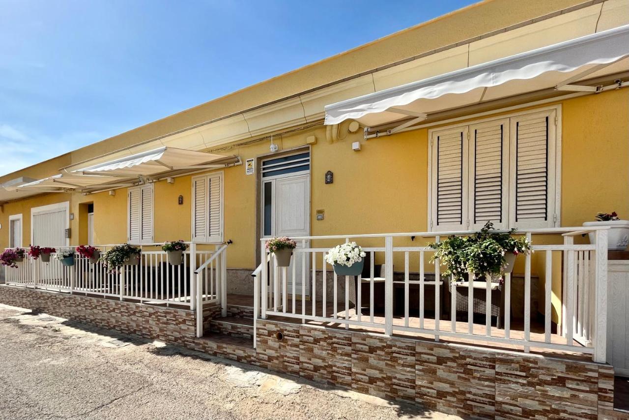 Bed And Breakfast Siciliamuri ランペドゥーザ エクステリア 写真